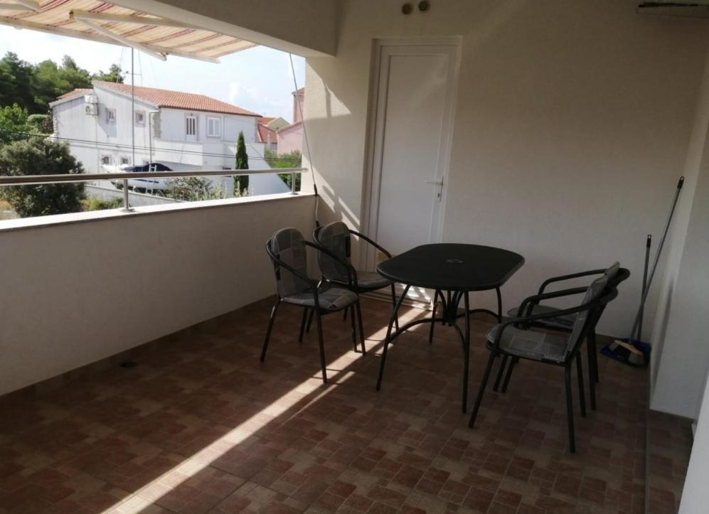 Apartments Ruzmarin Vrsi Exterior foto